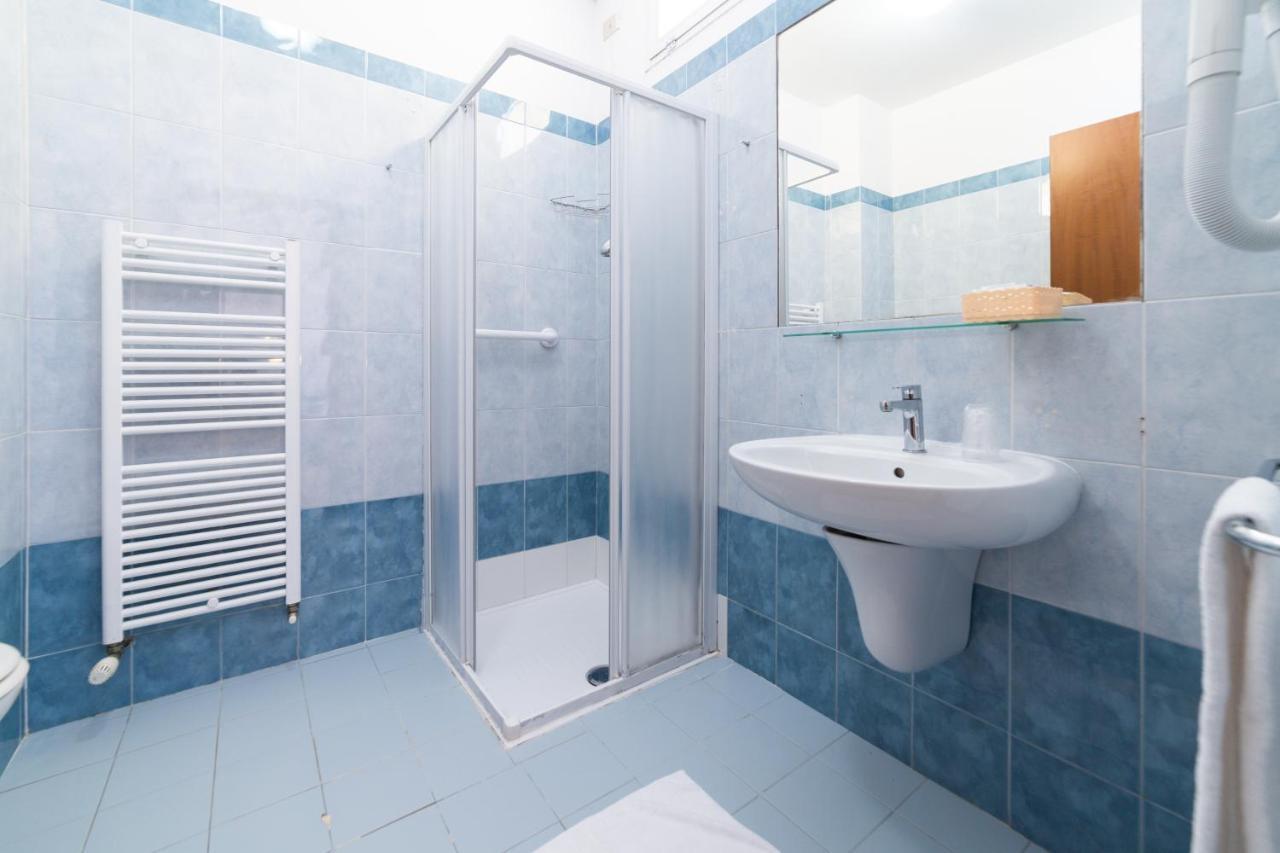 Hotel Royal Католика Екстериор снимка