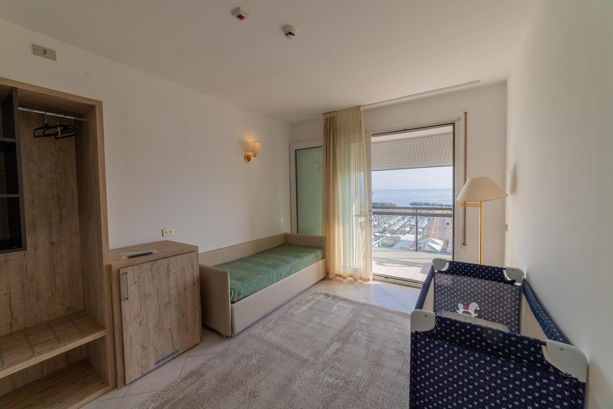 Hotel Royal Католика Екстериор снимка