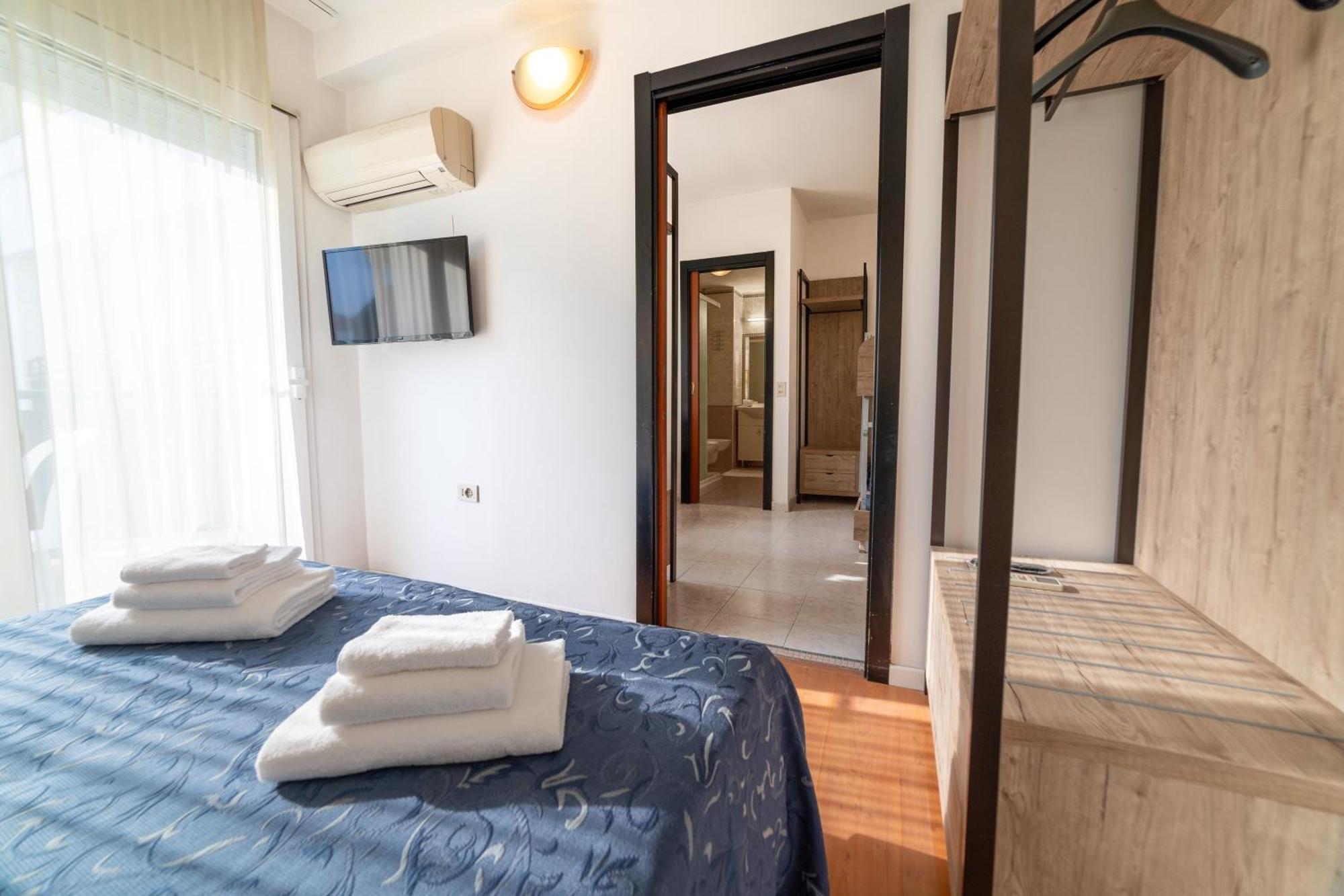 Hotel Royal Католика Екстериор снимка