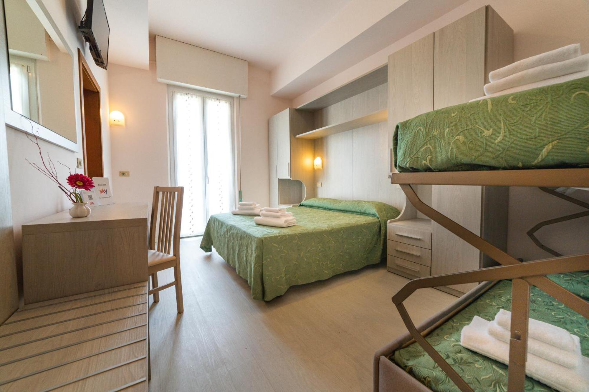 Hotel Royal Католика Екстериор снимка
